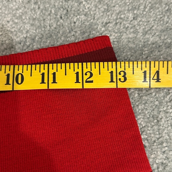 Fabletics XL High-Waisted Seamless Stripe 7/8 Pant and Poppy Seamless Sports Bra - Picture 14 of 16